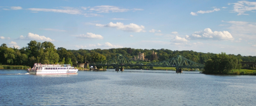 Inselrundfahrt_Glienicker_Bruecke_1800